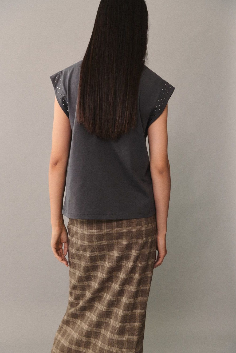 MANGO - Polera Sin Mangas Tachuelas Mujer Mango