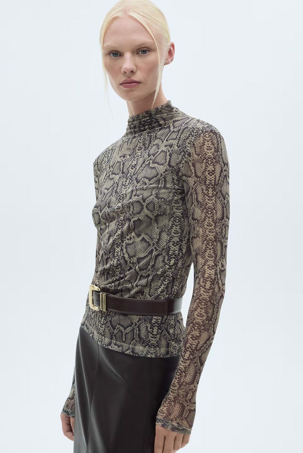 MANGO - Polera Serpiente Cuello Perkins Mujer Mango