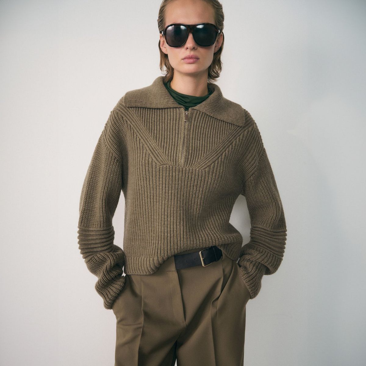 MANGO - Sweater Canalé Cuello Cremallera Mujer Mango