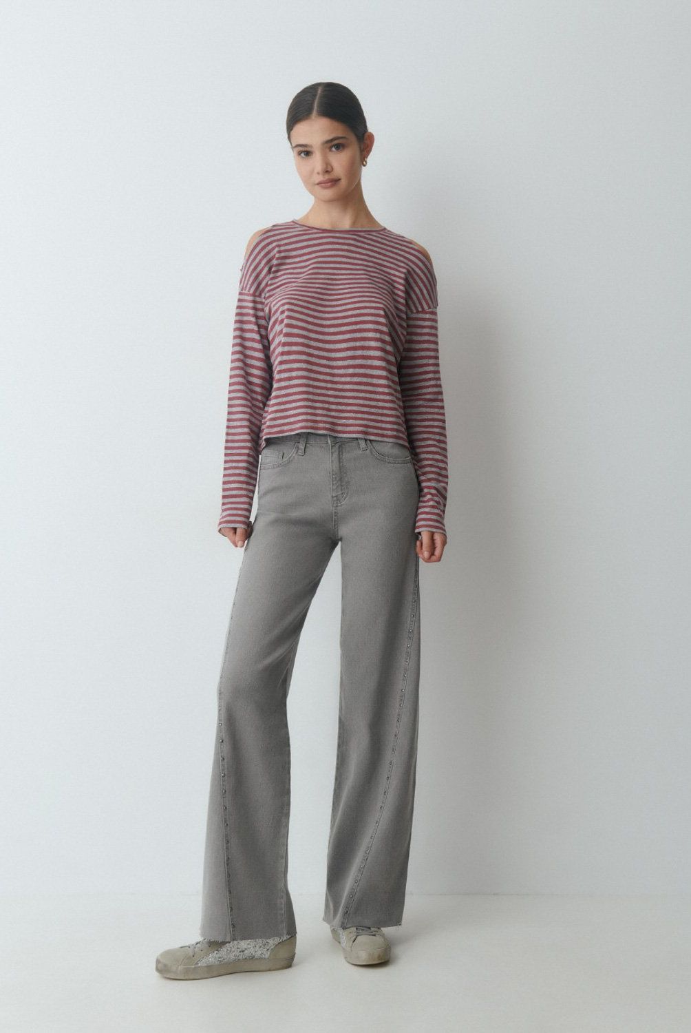 BROWNIE - Polera Raya Lurex Cut-Out Hombro Mujer Brownie