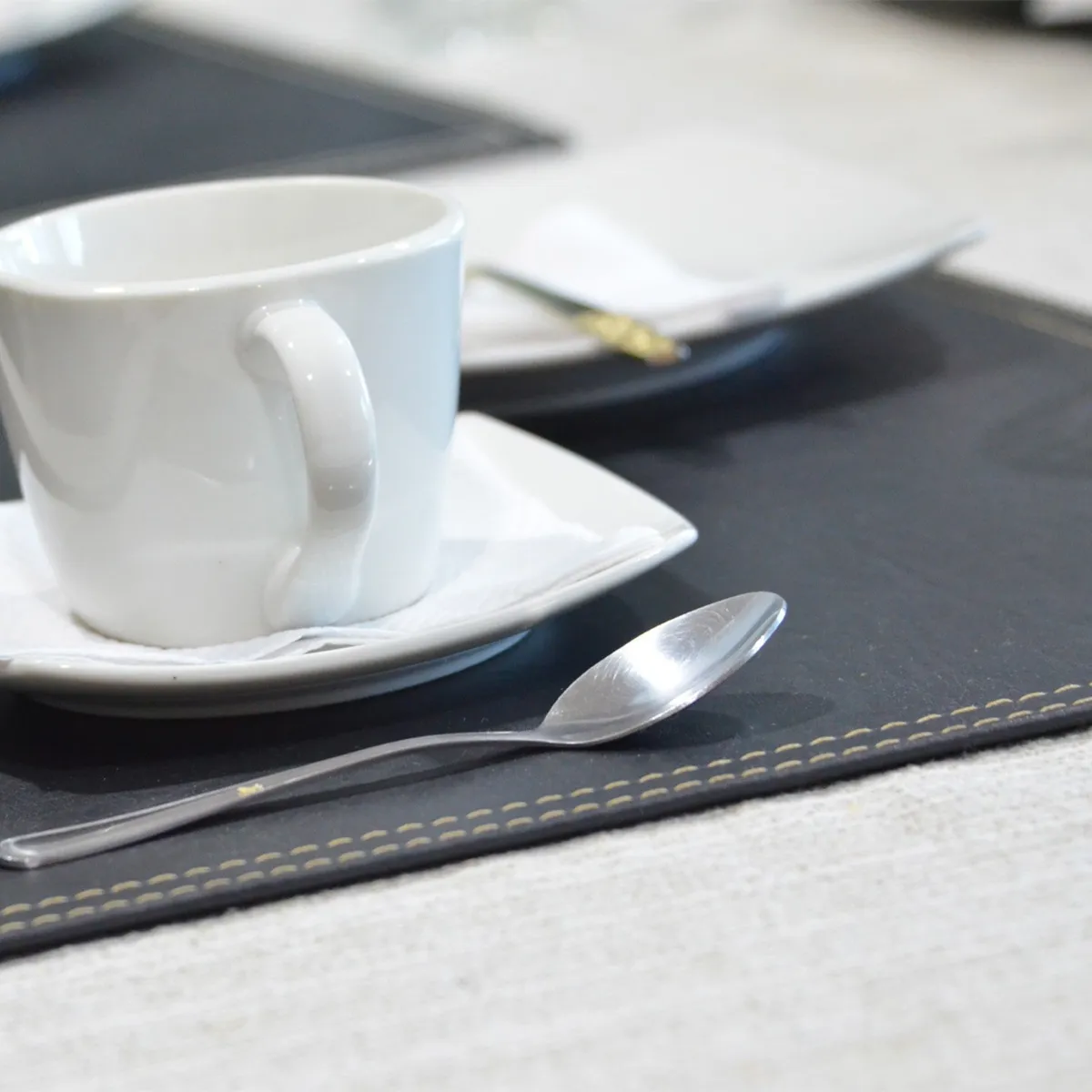 DORAL - Pack 4 Individuales Rectangular 32X42 Cm Doral