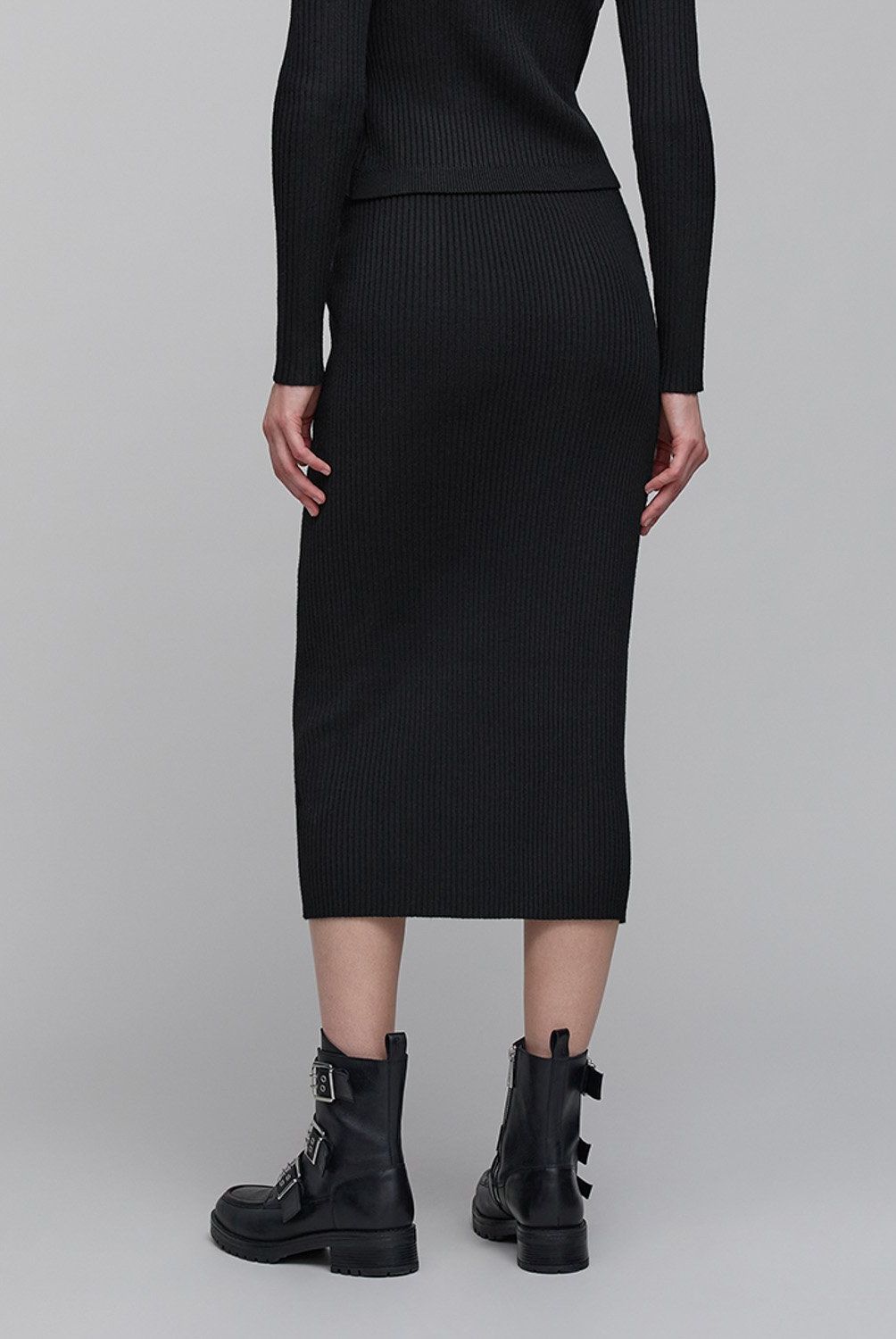 IKKS - Falda Elástica Negra Mujer IKKS