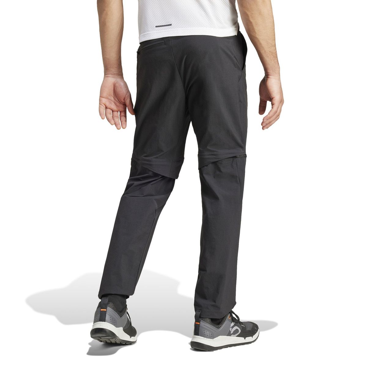 ADIDAS - Jogger Outdoor Hombre Adidas