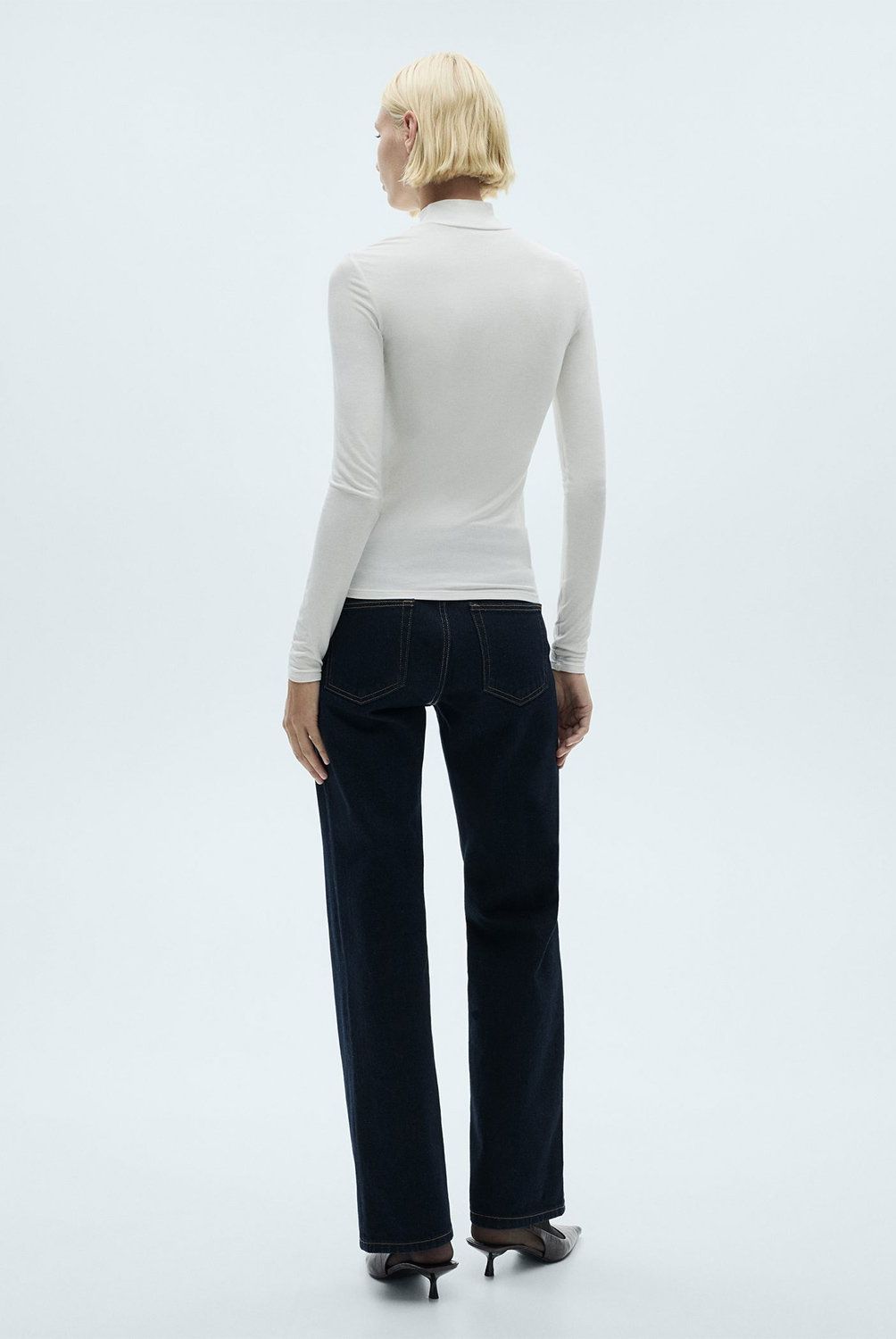 MANGO - Polera Cuello Alto Mujer Mango