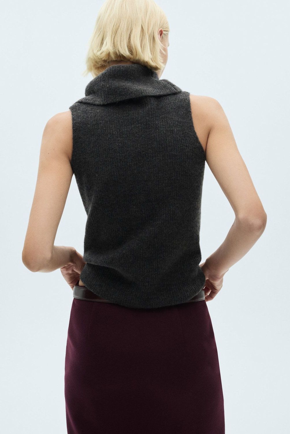 MANGO - Top Punto Cuello Alto Mujer Mango