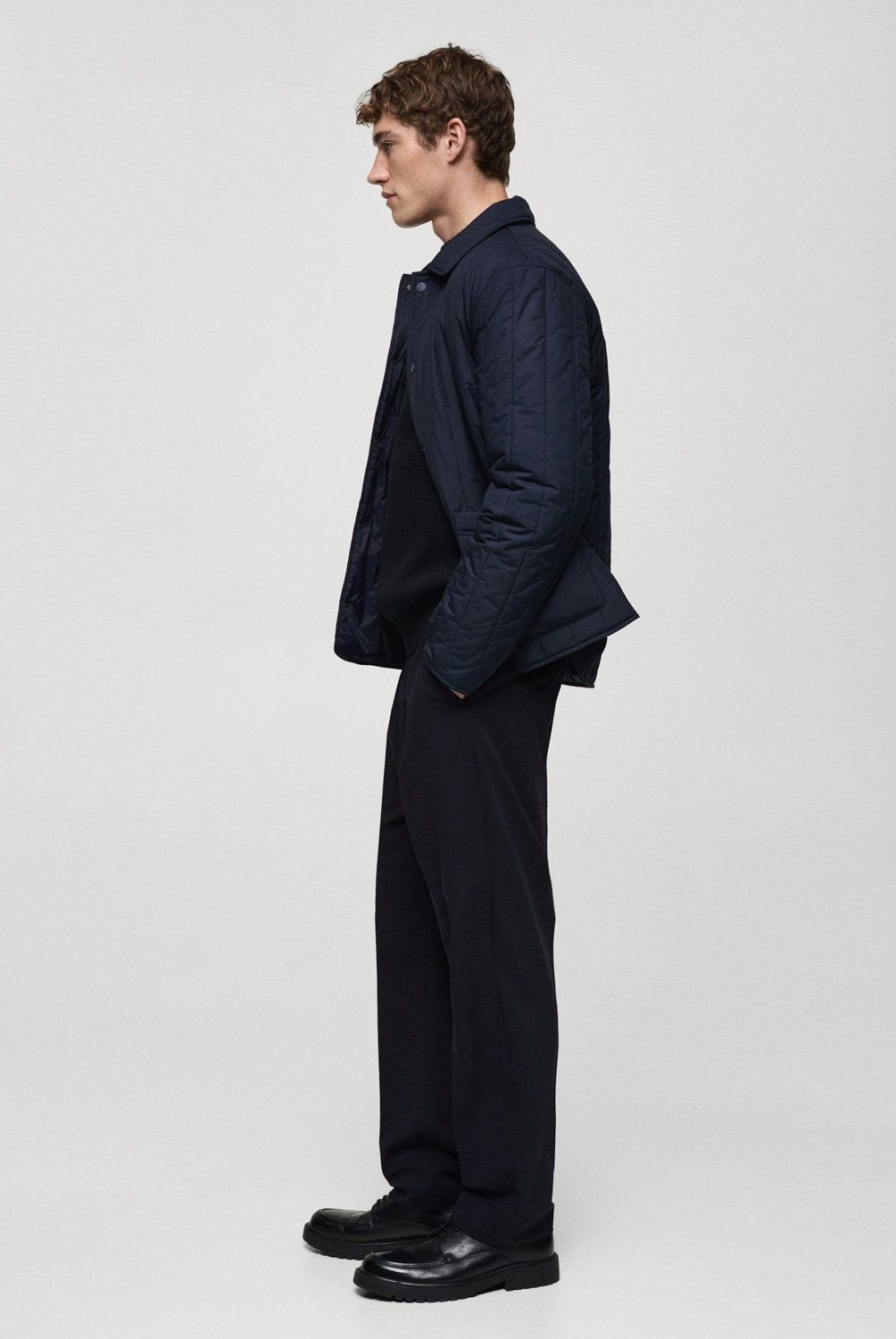 MANGO MAN - Pantalón Regular Fit Fluido Pinzas Hombre Mango Man