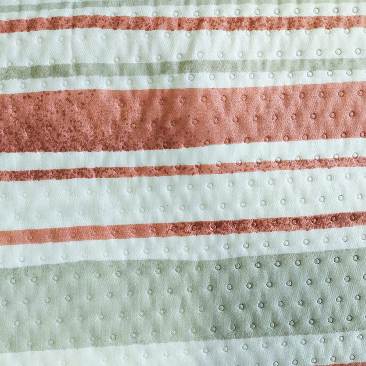 ILLUSIONS - Quilt Bruselas Canela 1.5 Plaza Illusions