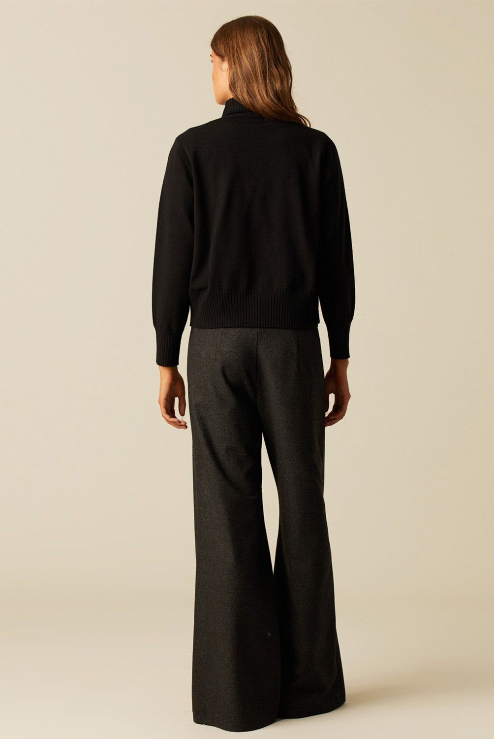 NICOLI - Sweater Cuello Vuelto Punto Negro Mujer Nicoli
