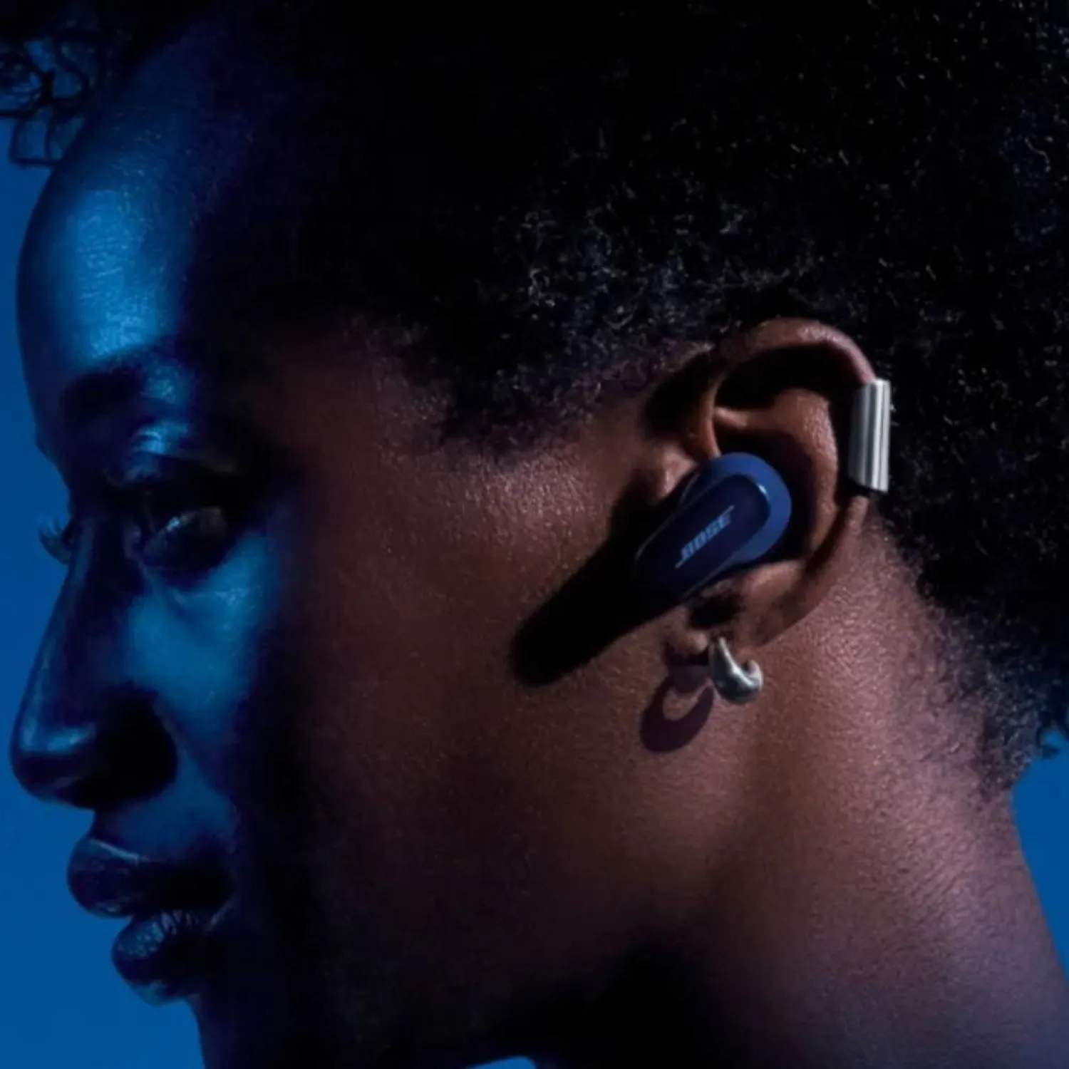 BOSE Bose QuietComfort Ultra Earbuds lunar blue | Falabella Chile