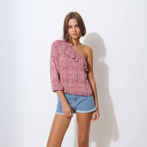 BROWNIE - Blusa Asimetrica Volante Estampada Mujer