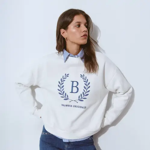 BROWNIE - Polerón Bordado Escudo Mujer