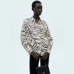 MANGO - Camisa Satinada Estampada Mujer