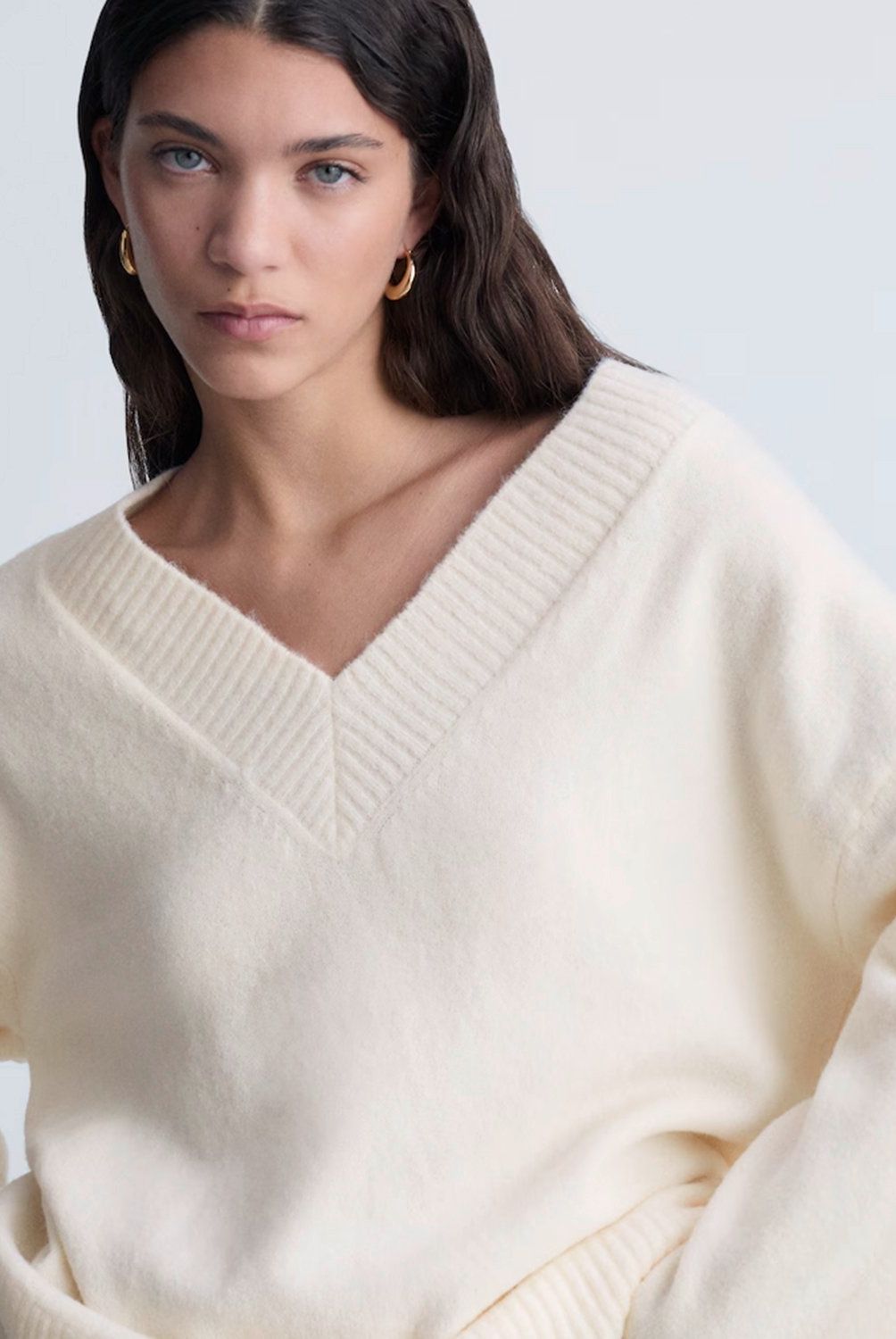 MANGO - Sweater Oversize Cuello Pico Mujer Mango