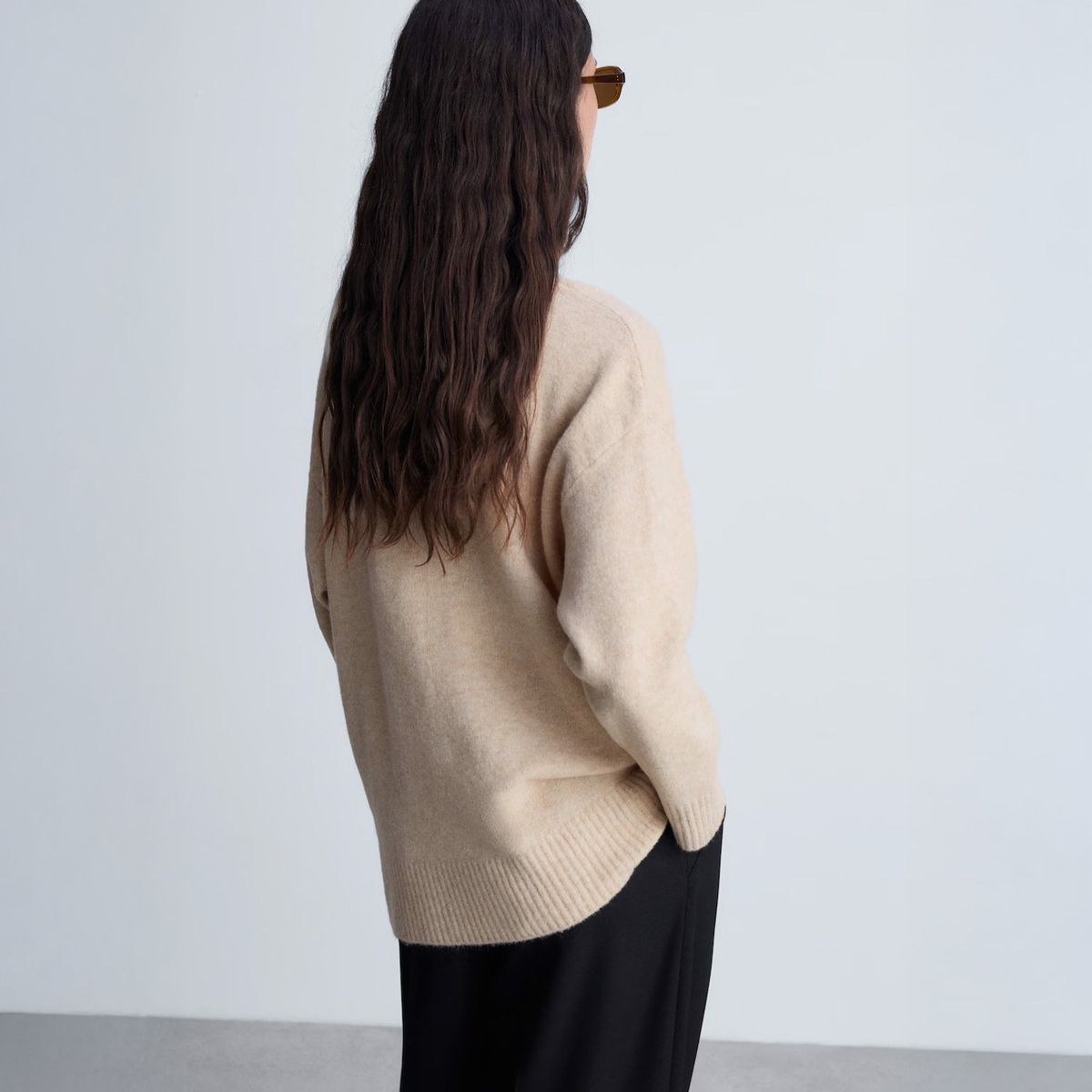 MANGO - Sweater Oversize Cuello Pico Mujer Mango