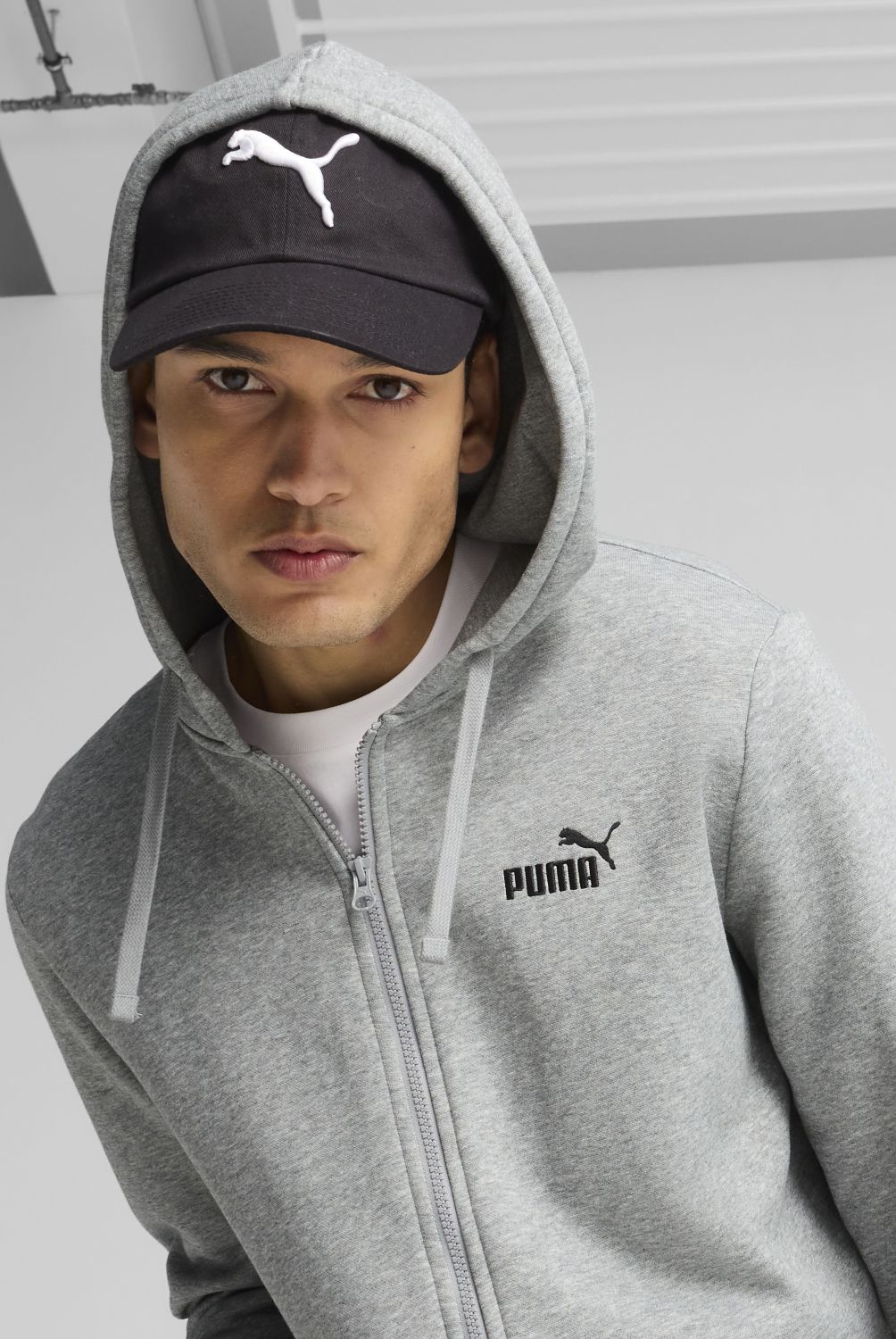 PUMA - Polerón Deportivo Ess Full-Zip Hoodie Fl Hombre Puma