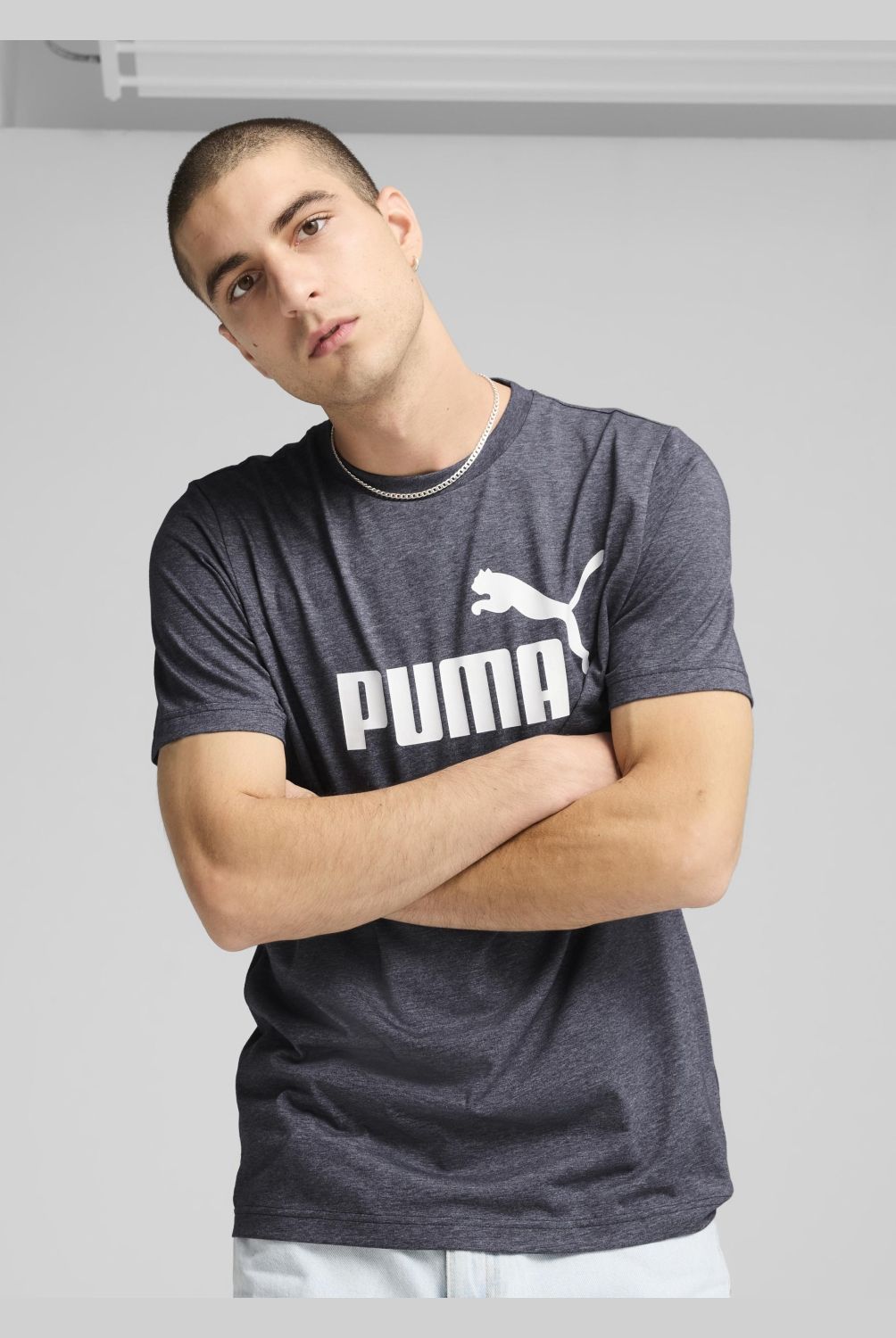 PUMA - Camiseta Manga Corta Ess No. 1 Logo Heather Tee Hombre Puma