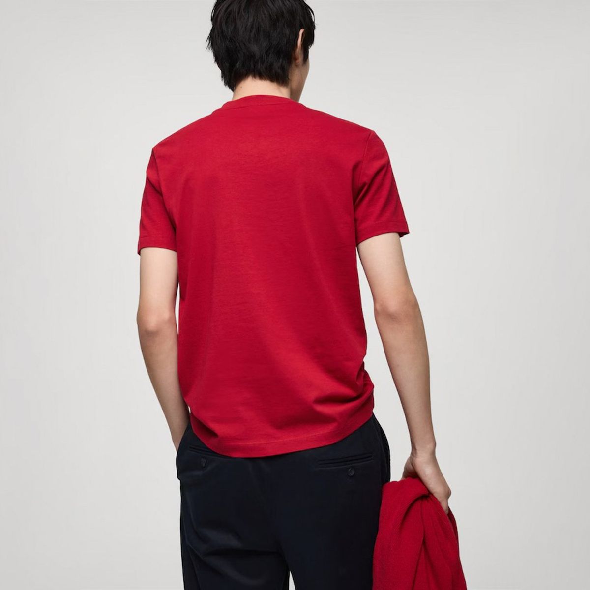 MANGO MAN - Polera Chelsea Manga Corta 100% Algodón Cuello En V Hombre Mango Man