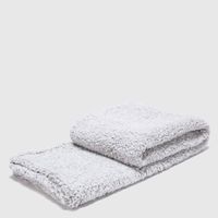 Manta Sherpa Estampada Gris
