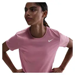 NIKE - Polera Manga Corta Mujer