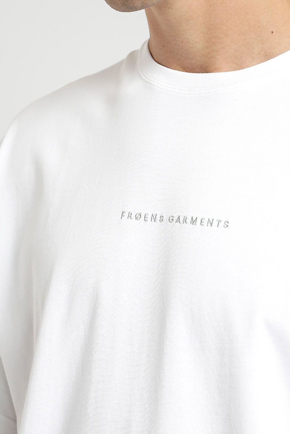 FROENS - Polera Manga Corta Algodón Orgánico Hombre Froens