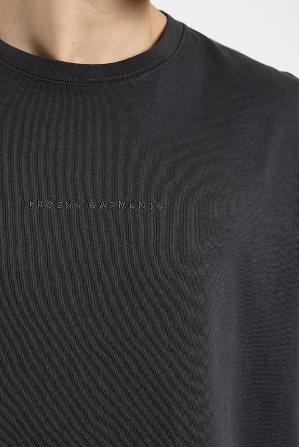 FROENS - Polera Manga Corta Algodón Orgánico Hombre Froens