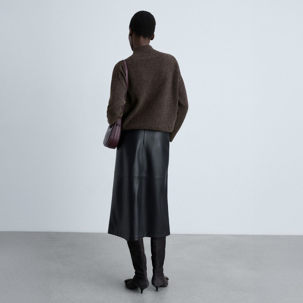 MANGO - Sweater Costuras Cuello Perkins Mujer Mango