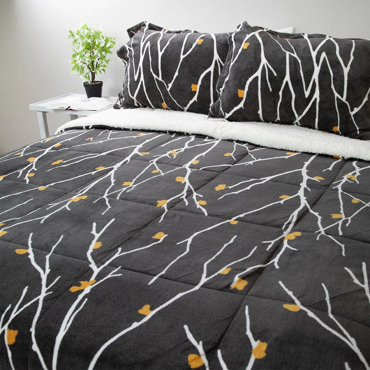 DORAL - Cubrecama Sherpa Clásico Estampado Doral