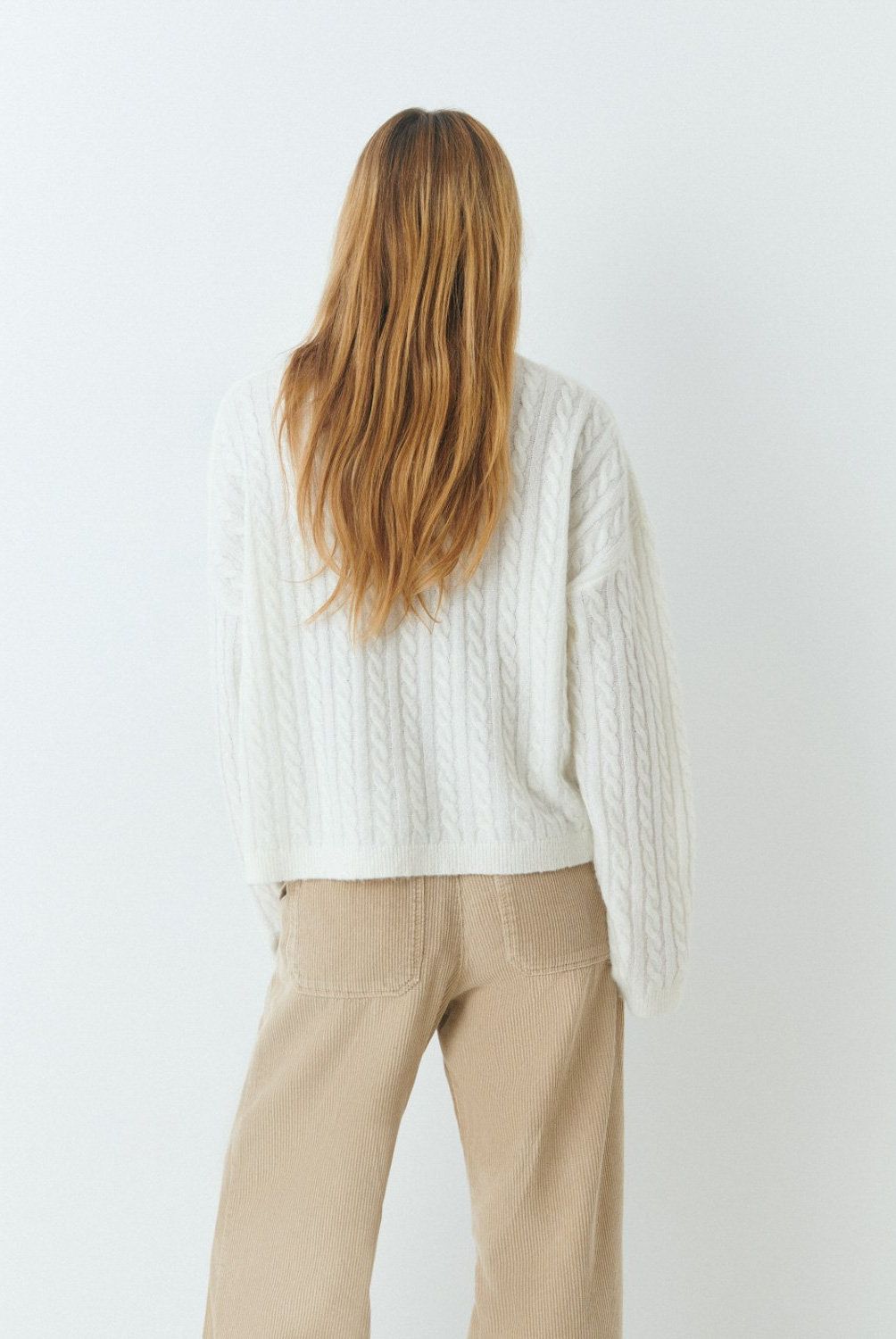 BROWNIE - Sweater Cuello Alto Trenzas Mujer  Brownie