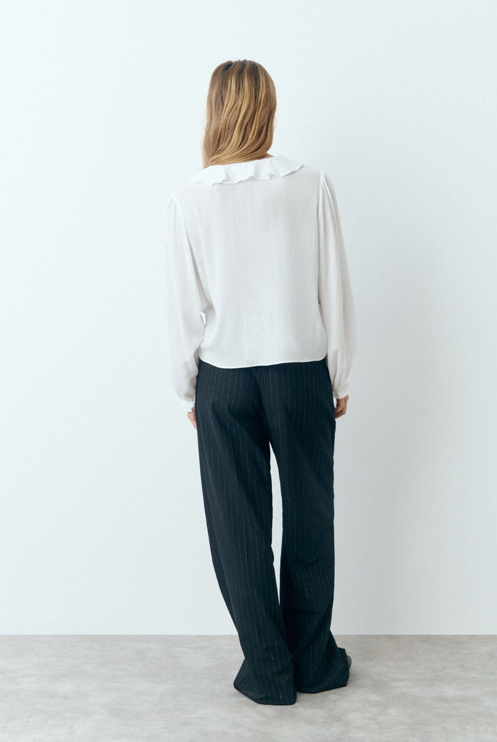 BROWNIE - Blusa Escote Volantes Mujer Brownie