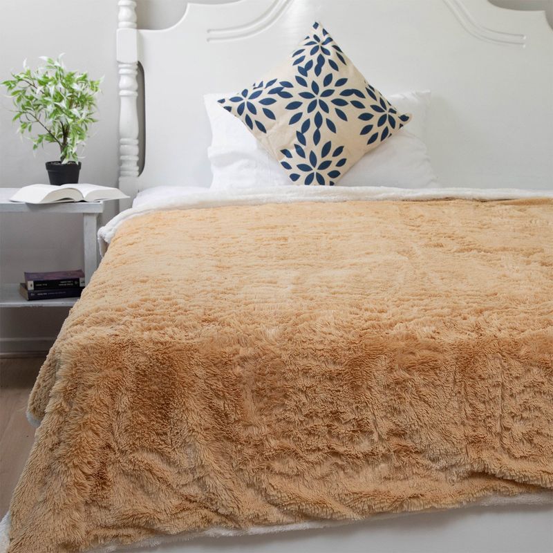 DORAL - Frazada Plush Sherpa Crudo Doral