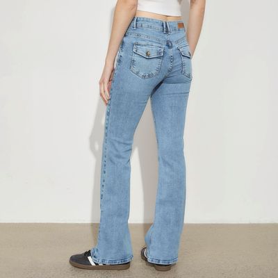 Imagen 2 del producto Jeans Flare Tiro Alto Mujer