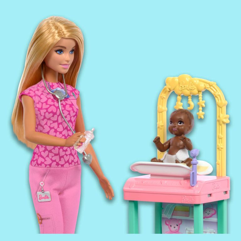 BARBIE Profesiones Set De Juego Con Muñeca (Contiene Producto Al Azar del Surtido)