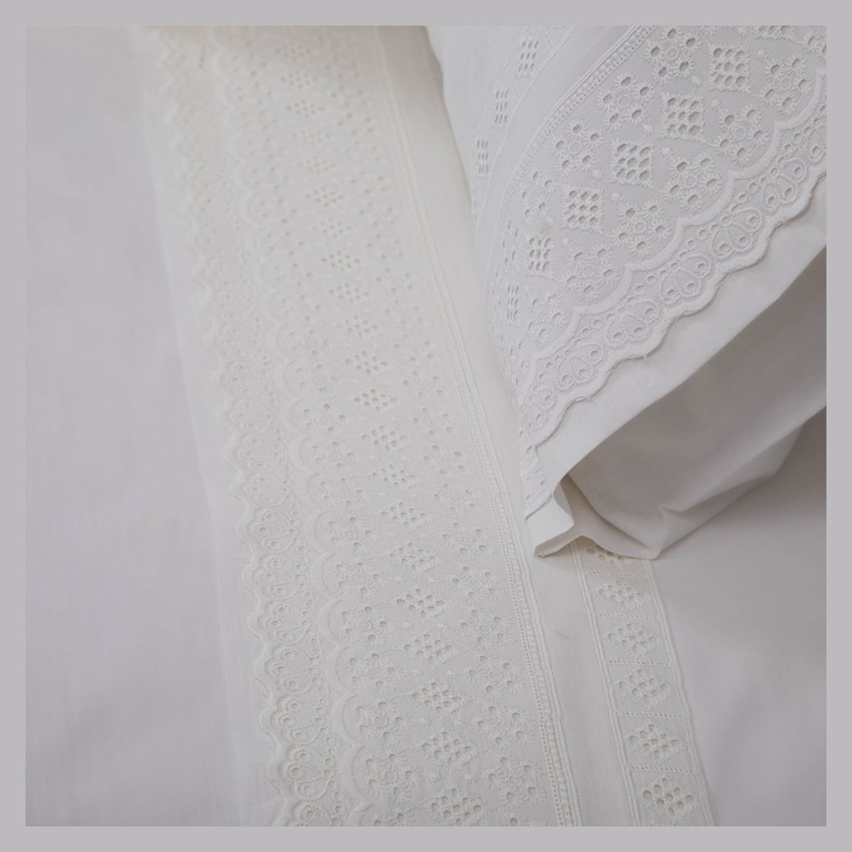 DORAL - Juego De Sábanas Simone 144 Hilos Bordada Doral