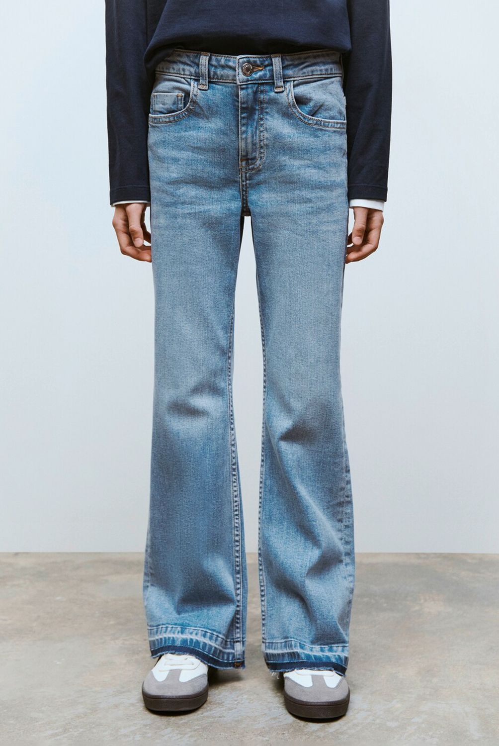 MANGO KIDS - Jeans Flare Bajo Deshilachado Niña Mango Kids