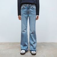 Jeans Flare Bajo Deshilachado Niña