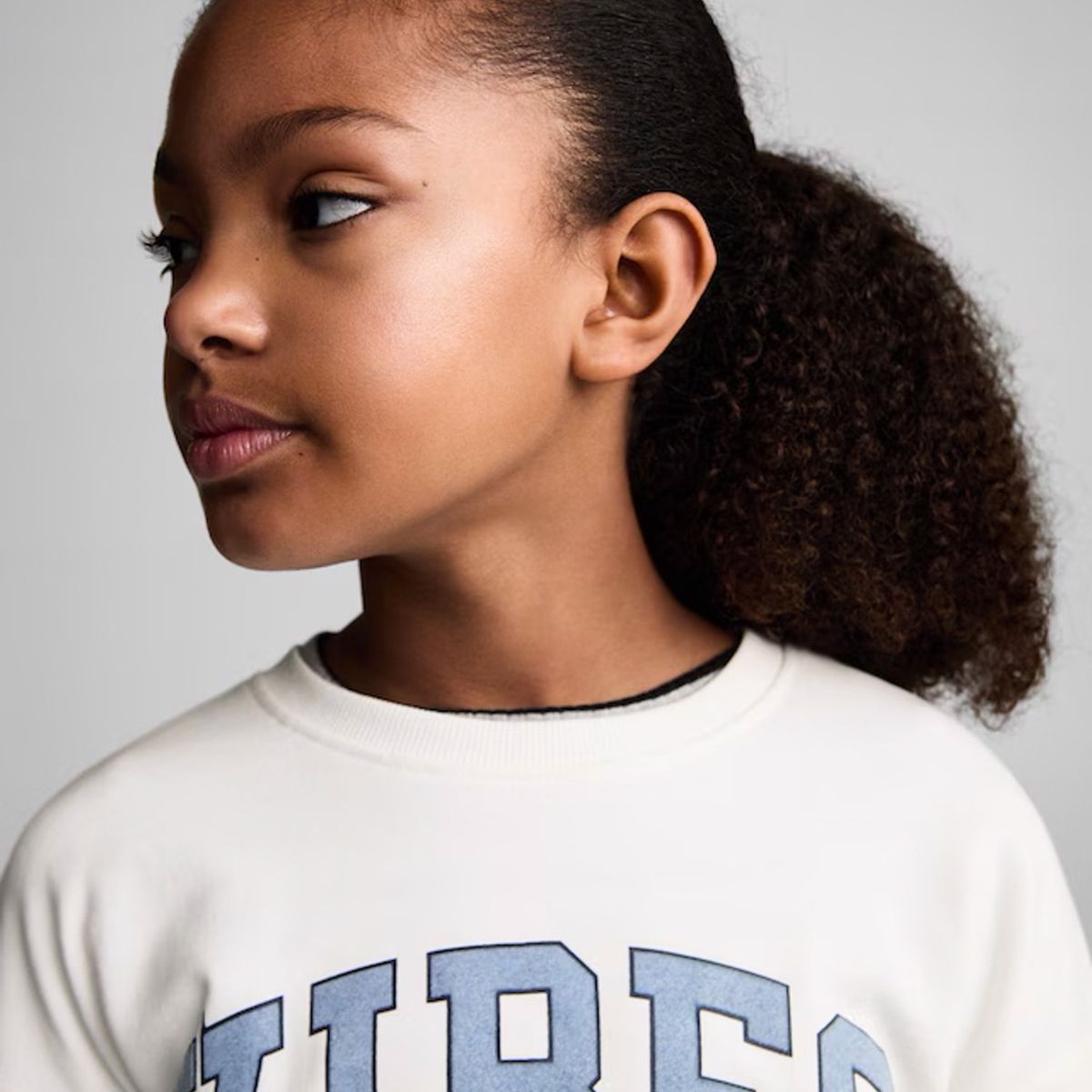 MANGO KIDS - Polerón Mensaje Estampado Niña Mango Kids