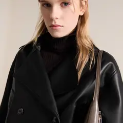 MANGO - Chaqueta Crop Efecto Piel Mujer