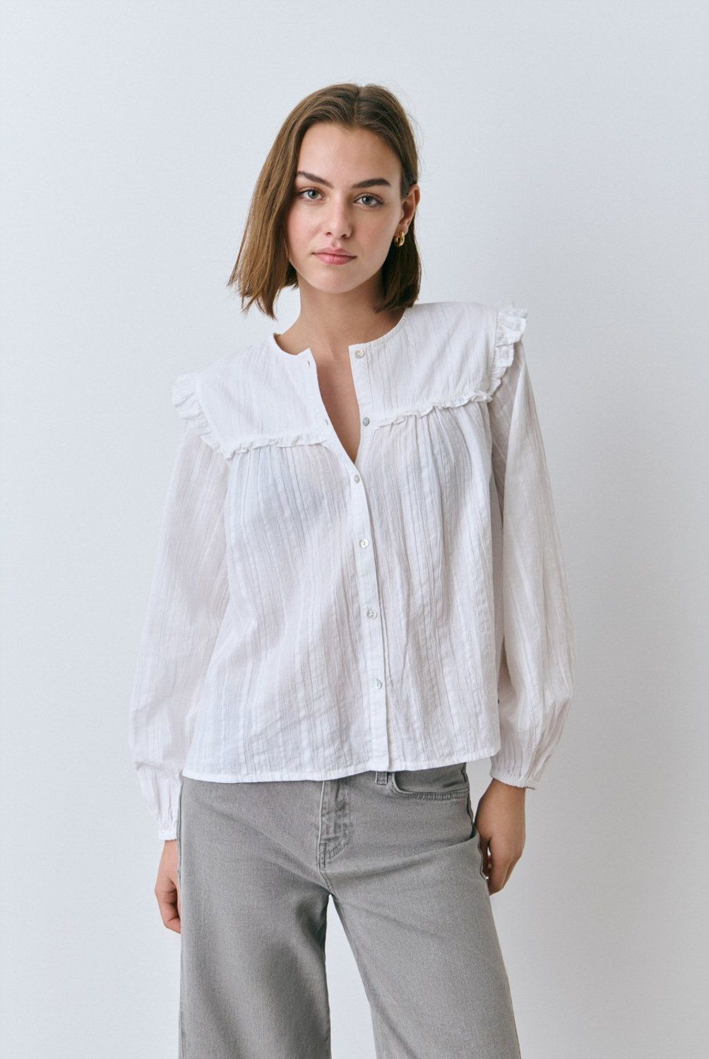 BROWNIE - Blusa Detalle Volante Mujer Brownie