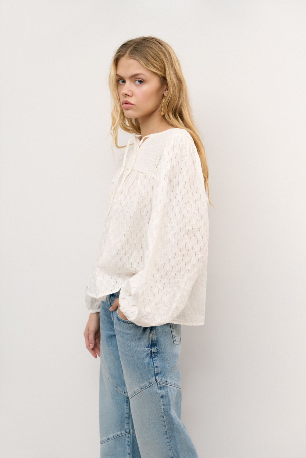 BROWNIE - Blusa Volumen Textura Mujer Brownie