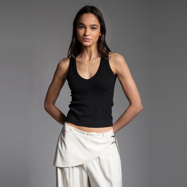 Polera Maru V Negro Mujer