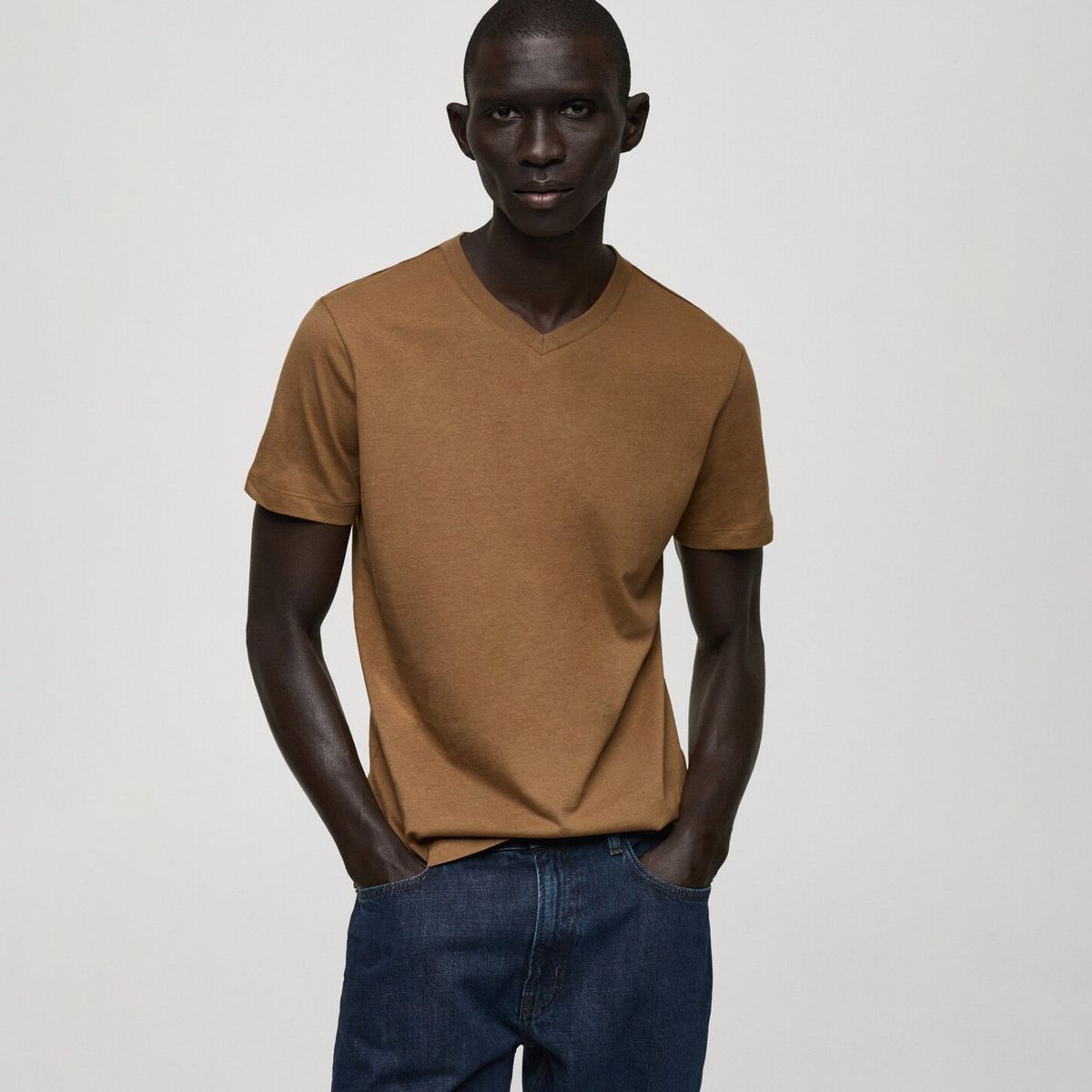 MANGO MAN - Polera Chelsea Manga Corta 100% Algodón Hombre Mango Man