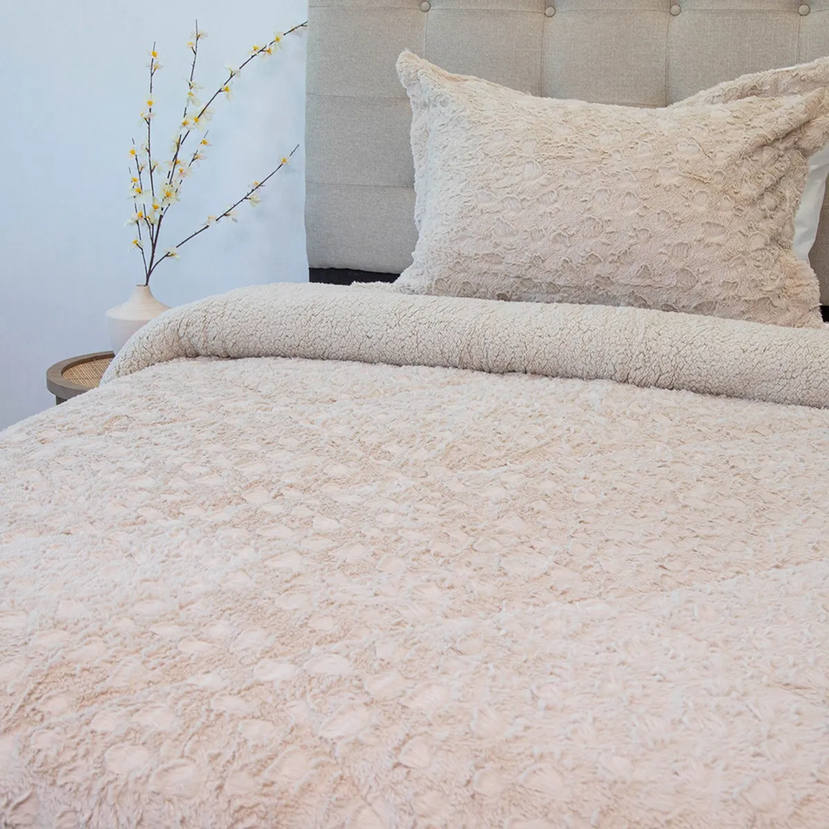 DORAL - Cubrecama Sherpa Plush Deluxe Doral