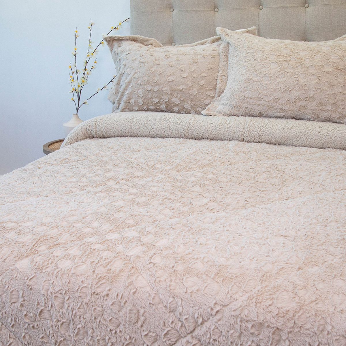 DORAL - Cubrecama Sherpa Plush Deluxe Doral