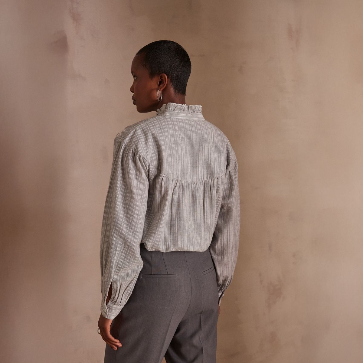 MAISON 123 - Blusamanga Larga Detalles Borados Mujer 123