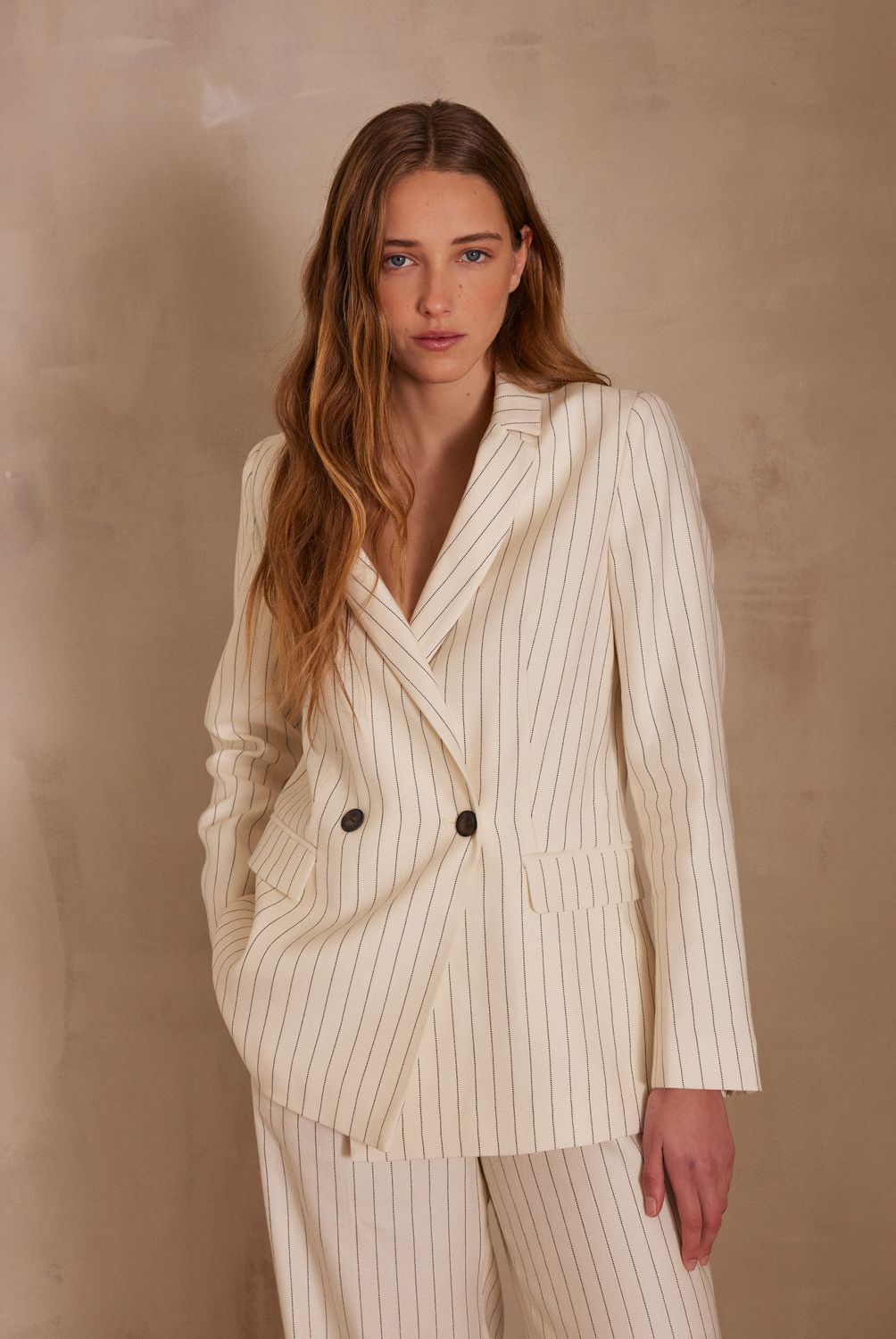 MAISON 123 - Blazer Bess Rayas Mujer Maison 123