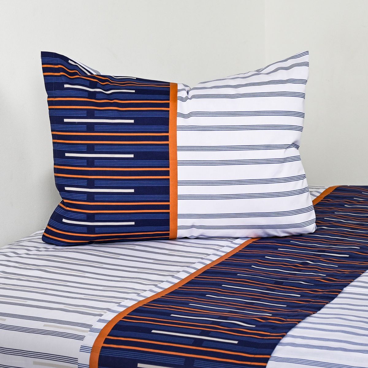 AMERICAN FAMILY - Sábanas 144 Hilos Trazos Azul Cannon - American Family