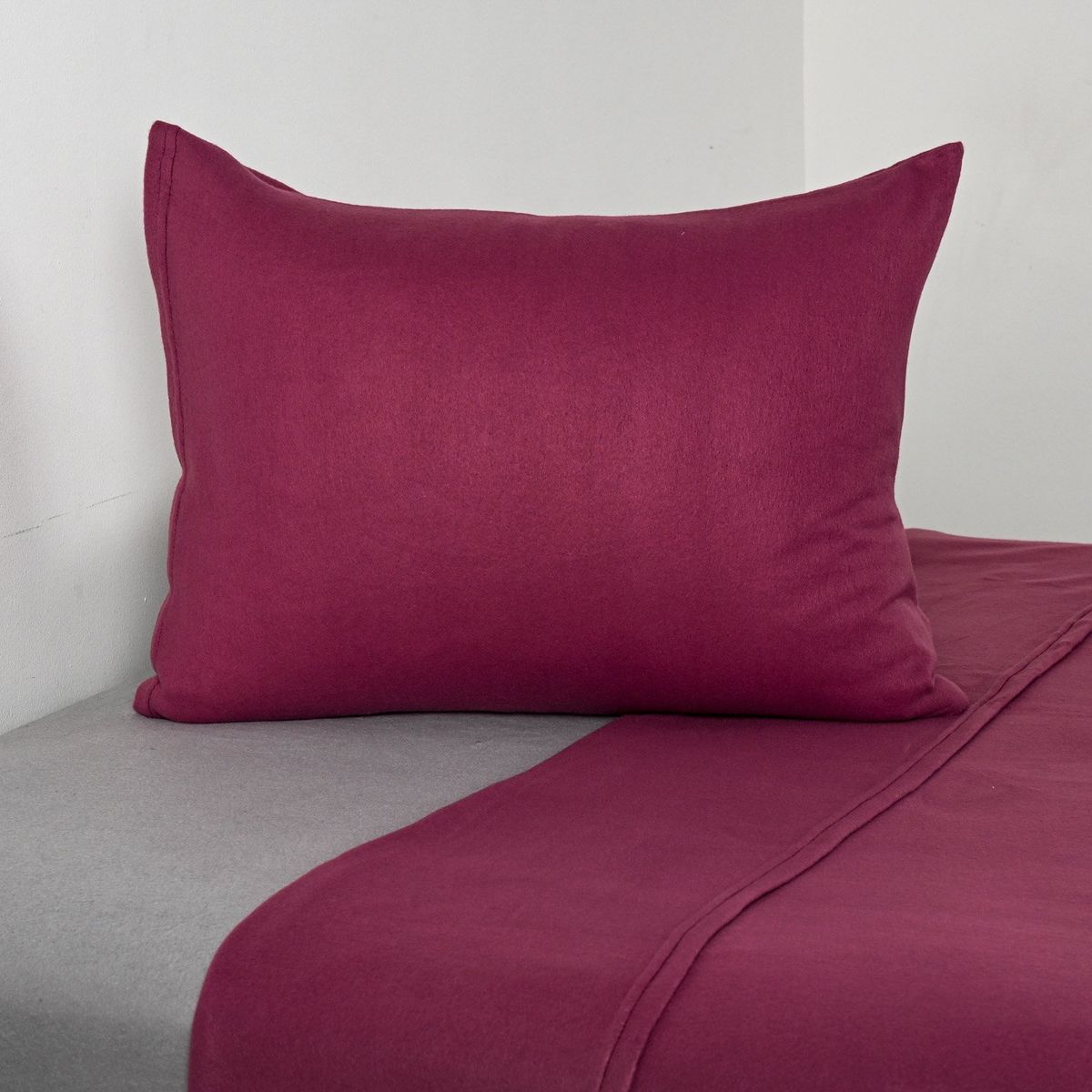 AMERICAN FAMILY - Sábanas Polar Liso Guinda Cannon - American Family