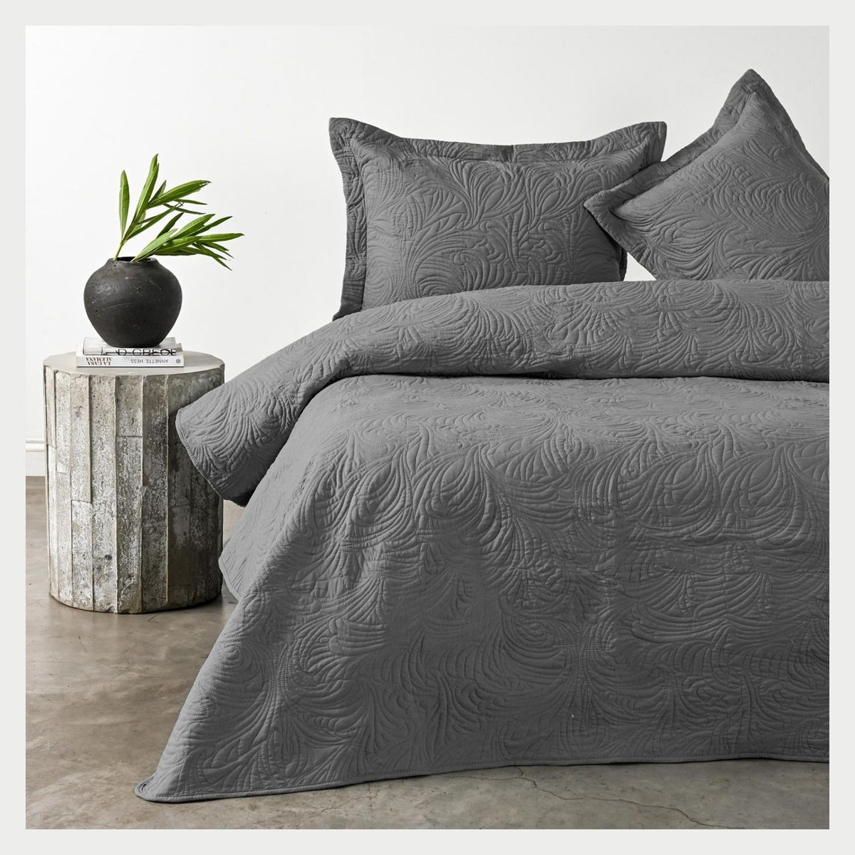 ELEMENTS & CO - Quilt Gray Cannon-Elements And Co