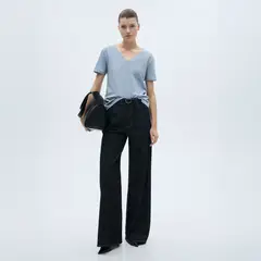 MANGO - Polera Algodón Cuello Pico Algodón Mujer