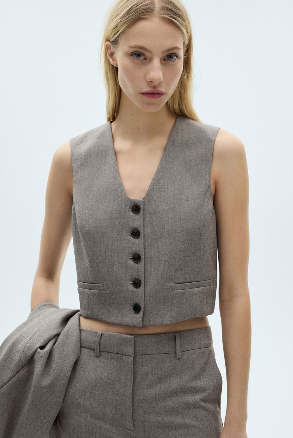 MANGO - Chaqueta Traje Crop Mujer Mango